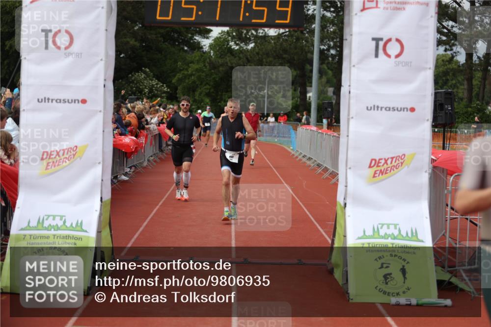 14.06.2026 - 7 Türme Triathlon Andreas Tolksdorf http://msf.ph/oto/9806935 14.06.2026 16:11:57 Ziel 734, 1218, 1247, 1311, 1424, 1699 meine-sportfotos.de