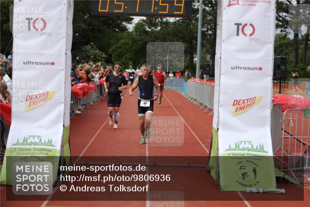 14.06.2026 - 7 Türme Triathlon Andreas Tolksdorf http://msf.ph/oto/9806936 14.06.2026 16:11:57 Ziel 734, 1218, 1247, 1311, 1424, 1699 meine-sportfotos.de