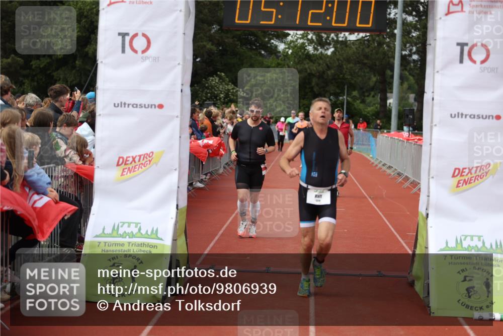 14.06.2026 - 7 Türme Triathlon Andreas Tolksdorf http://msf.ph/oto/9806939 14.06.2026 16:11:59 Ziel 734, 1218, 1232, 1247, 1311, 1384 meine-sportfotos.de