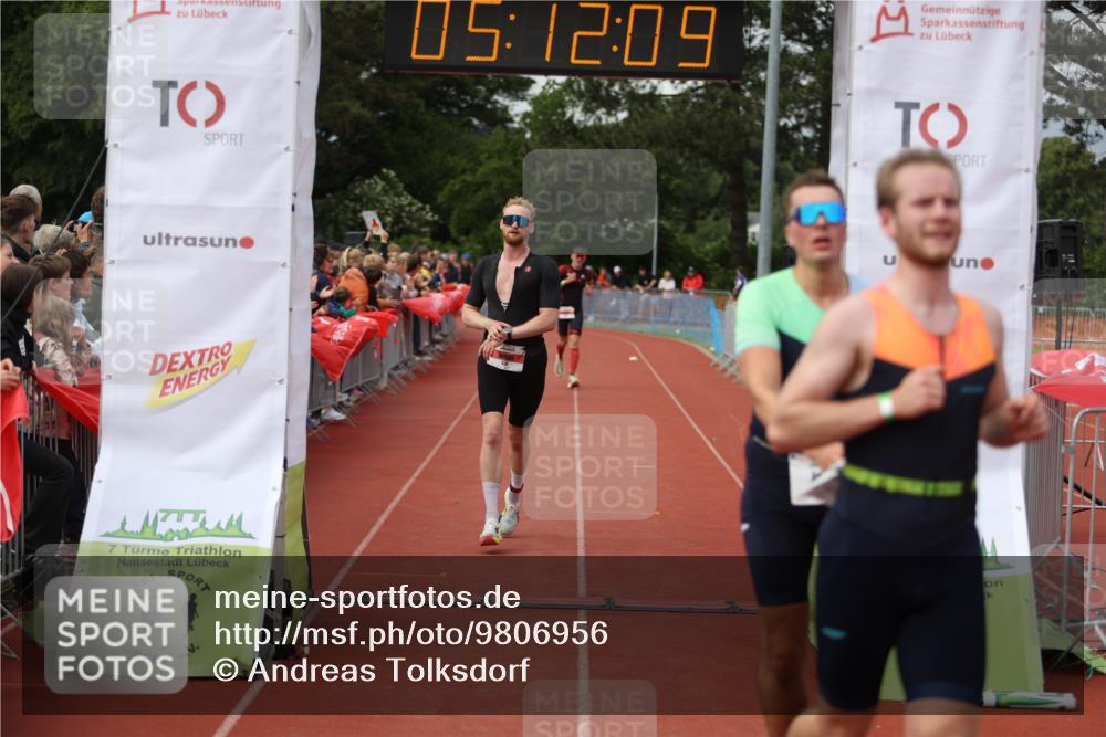 14.06.2026 - 7 Türme Triathlon Andreas Tolksdorf http://msf.ph/oto/9806956 14.06.2026 16:12:07 Ziel 636, 683, 734, 1218, 1232, 1247, 1384, 1631 meine-sportfotos.de