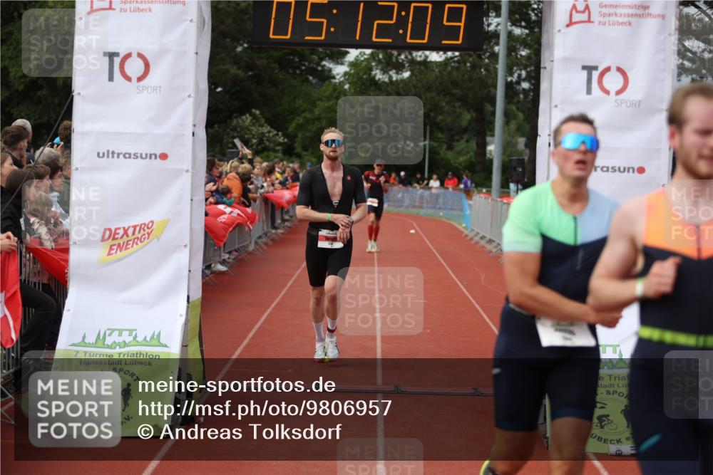 14.06.2026 - 7 Türme Triathlon Andreas Tolksdorf http://msf.ph/oto/9806957 14.06.2026 16:12:07 Ziel 636, 683, 734, 1218, 1232, 1247, 1384, 1631 meine-sportfotos.de