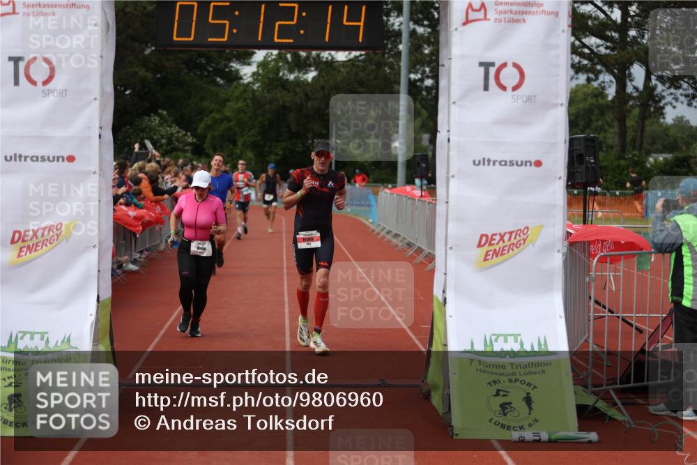 14.06.2026 - 7 Türme Triathlon Andreas Tolksdorf http://msf.ph/oto/9806960 14.06.2026 16:12:12 Ziel 636, 683, 729, 1232, 1384, 1631 meine-sportfotos.de