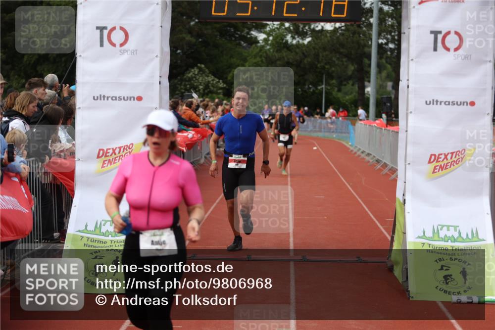 14.06.2026 - 7 Türme Triathlon Andreas Tolksdorf http://msf.ph/oto/9806968 14.06.2026 16:12:16 Ziel 636, 683, 729, 968, 1216, 1455, 1631, 1772 meine-sportfotos.de