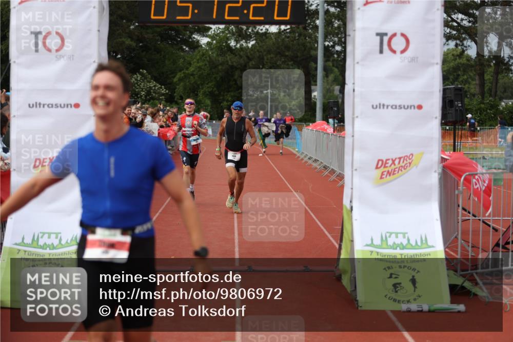 14.06.2026 - 7 Türme Triathlon Andreas Tolksdorf http://msf.ph/oto/9806972 14.06.2026 16:12:18 Ziel 683, 729, 968, 1216, 1455, 1631, 1772 meine-sportfotos.de