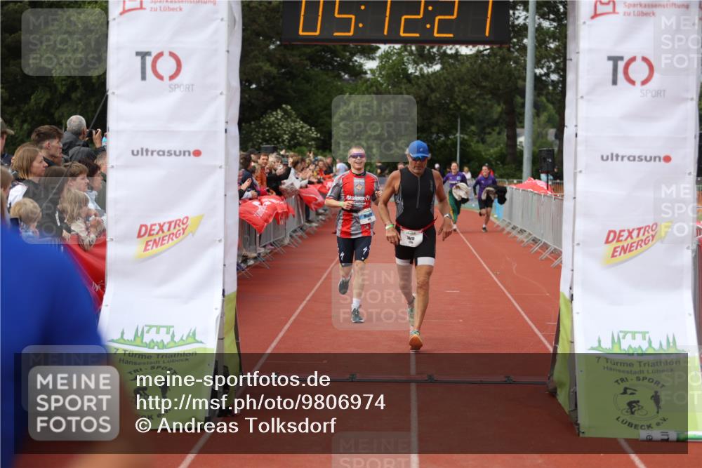 14.06.2026 - 7 Türme Triathlon Andreas Tolksdorf http://msf.ph/oto/9806974 14.06.2026 16:12:19 Ziel 683, 729, 968, 1216, 1455, 1631, 1772 meine-sportfotos.de