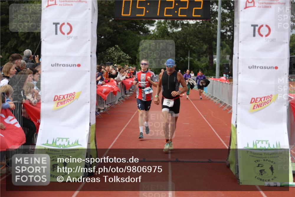 14.06.2026 - 7 Türme Triathlon Andreas Tolksdorf http://msf.ph/oto/9806975 14.06.2026 16:12:19 Ziel 683, 729, 968, 1216, 1455, 1631, 1772 meine-sportfotos.de