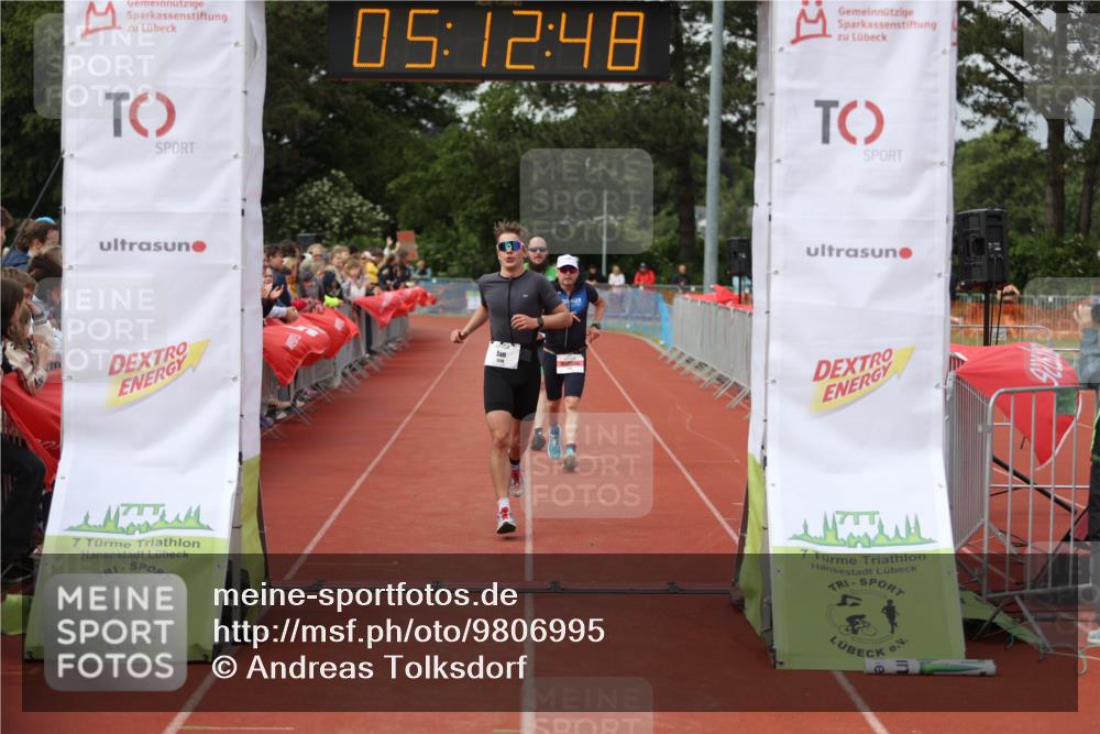 14.06.2026 - 7 Türme Triathlon Andreas Tolksdorf http://msf.ph/oto/9806995 14.06.2026 16:12:46 Ziel 660, 1201, 1318, 1399 meine-sportfotos.de
