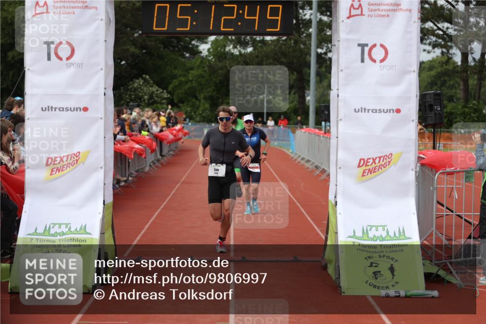 14.06.2026 - 7 Türme Triathlon Andreas Tolksdorf http://msf.ph/oto/9806997 14.06.2026 16:12:47 Ziel 660, 1201, 1318 meine-sportfotos.de