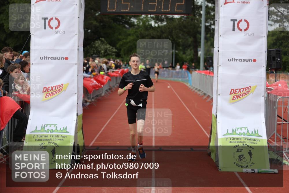 14.06.2026 - 7 Türme Triathlon Andreas Tolksdorf http://msf.ph/oto/9807009 14.06.2026 16:13:00 Ziel 1315 meine-sportfotos.de