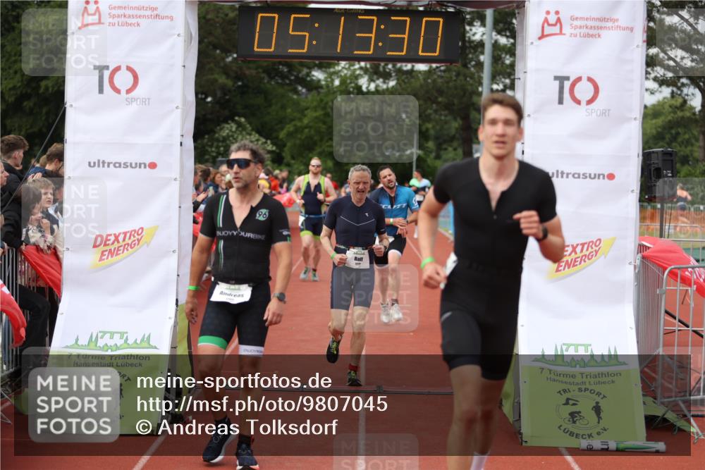 14.06.2026 - 7 Türme Triathlon Andreas Tolksdorf http://msf.ph/oto/9807045 14.06.2026 16:13:28 Ziel 705, 1208, 1272, 1347, 1391, 1445, 1468, 1479 meine-sportfotos.de