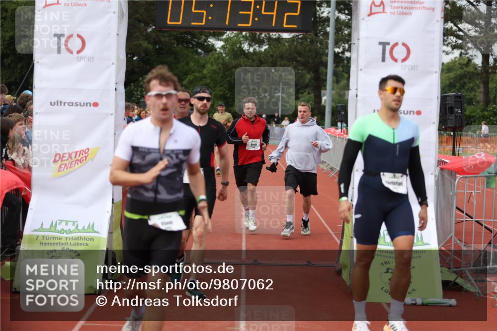 14.06.2026 - 7 Türme Triathlon Andreas Tolksdorf http://msf.ph/oto/9807062 14.06.2026 16:13:40 Ziel 705, 1220, 1276, 1374, 1393, 1413, 1468, 1729, 1776 meine-sportfotos.de