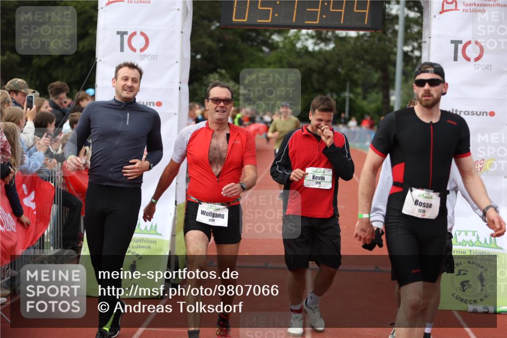 14.06.2026 - 7 Türme Triathlon Andreas Tolksdorf http://msf.ph/oto/9807066 14.06.2026 16:13:42 Ziel 705, 1220, 1276, 1374, 1393, 1413, 1468, 1729, 1776 meine-sportfotos.de