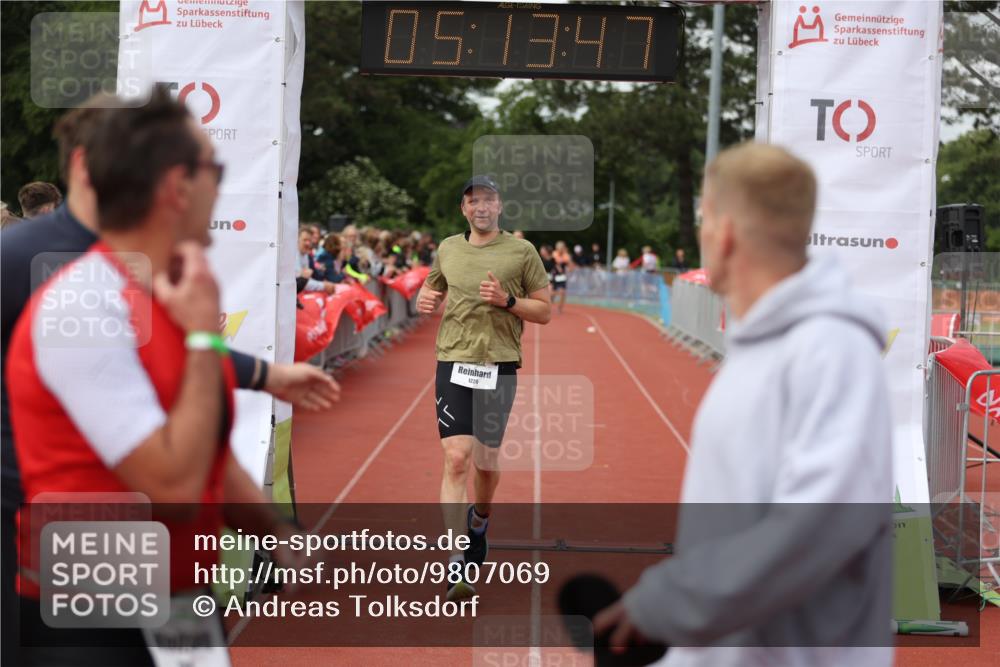 14.06.2026 - 7 Türme Triathlon Andreas Tolksdorf http://msf.ph/oto/9807069 14.06.2026 16:13:46 Ziel 1220, 1276, 1374, 1393, 1413, 1433, 1776 meine-sportfotos.de