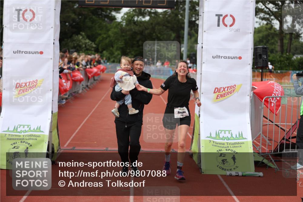 14.06.2026 - 7 Türme Triathlon Andreas Tolksdorf http://msf.ph/oto/9807088 14.06.2026 16:14:01 Ziel 761, 1308, 1342, 1748 meine-sportfotos.de