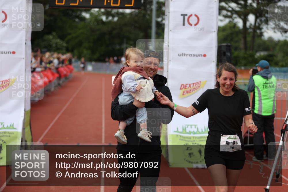 14.06.2026 - 7 Türme Triathlon Andreas Tolksdorf http://msf.ph/oto/9807092 14.06.2026 16:14:03 Ziel 761, 1308, 1342, 1748 meine-sportfotos.de