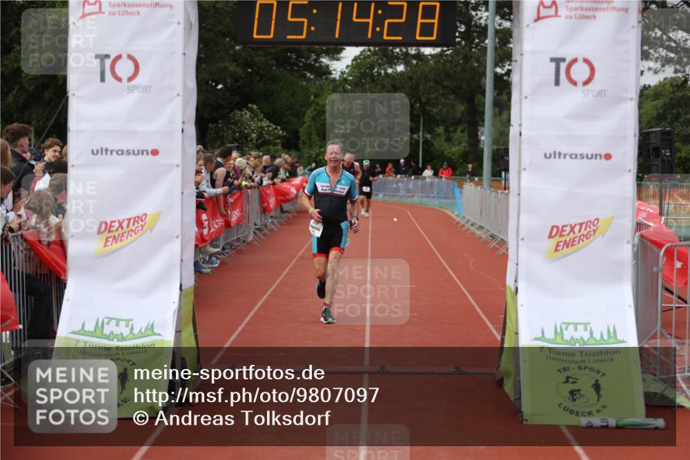 14.06.2026 - 7 Türme Triathlon Andreas Tolksdorf http://msf.ph/oto/9807097 14.06.2026 16:14:26 Ziel 621, 1270, 1411, 1741 meine-sportfotos.de