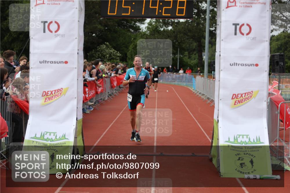 14.06.2026 - 7 Türme Triathlon Andreas Tolksdorf http://msf.ph/oto/9807099 14.06.2026 16:14:27 Ziel 621, 1202, 1270, 1411, 1741 meine-sportfotos.de