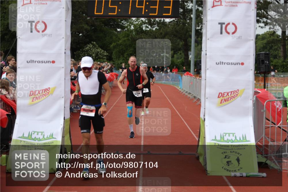 14.06.2026 - 7 Türme Triathlon Andreas Tolksdorf http://msf.ph/oto/9807104 14.06.2026 16:14:32 Ziel 621, 712, 1202, 1270, 1411 meine-sportfotos.de