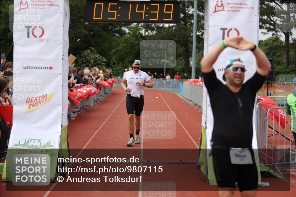 14.06.2026 - 7 Türme Triathlon Andreas Tolksdorf http://msf.ph/oto/9807115 14.06.2026 16:14:37 Ziel 621, 712, 1202, 1252, 1411 meine-sportfotos.de