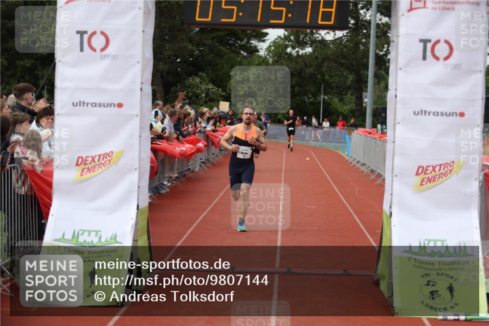 14.06.2026 - 7 Türme Triathlon Andreas Tolksdorf http://msf.ph/oto/9807144 14.06.2026 16:15:17 Ziel 1259, 1436, 1451 meine-sportfotos.de