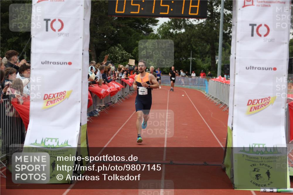 14.06.2026 - 7 Türme Triathlon Andreas Tolksdorf http://msf.ph/oto/9807145 14.06.2026 16:15:17 Ziel 1259, 1436, 1451 meine-sportfotos.de