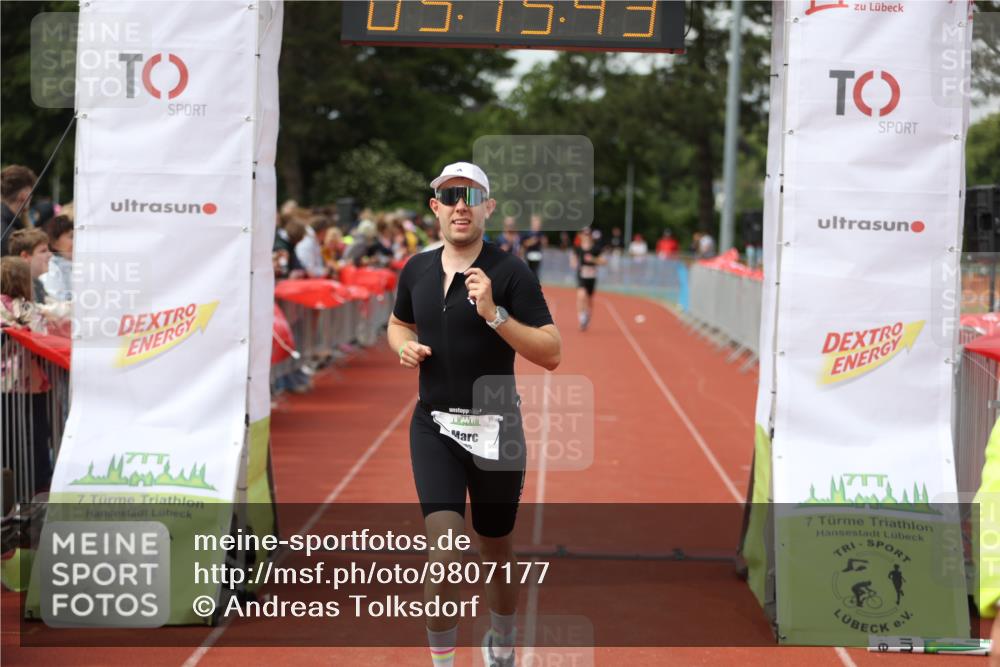14.06.2026 - 7 Türme Triathlon Andreas Tolksdorf http://msf.ph/oto/9807177 14.06.2026 16:15:41 Ziel 652, 1002, 1282, 1305, 1406, 1666 meine-sportfotos.de
