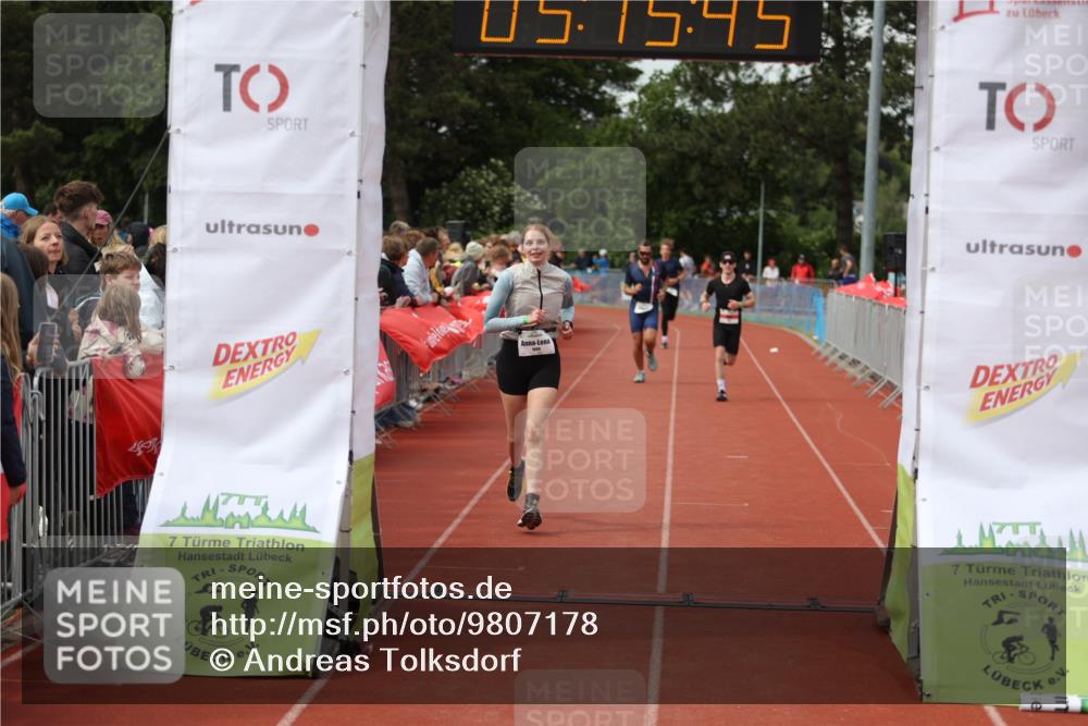 14.06.2026 - 7 Türme Triathlon Andreas Tolksdorf http://msf.ph/oto/9807178 14.06.2026 16:15:43 Ziel 652, 1282, 1305, 1354, 1406, 1666 meine-sportfotos.de