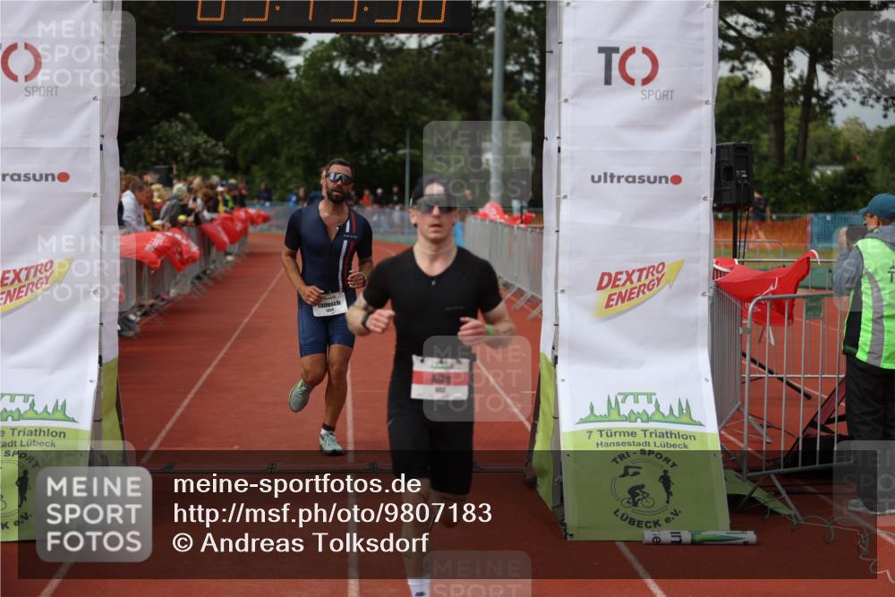 14.06.2026 - 7 Türme Triathlon Andreas Tolksdorf http://msf.ph/oto/9807183 14.06.2026 16:15:49 Ziel 652, 1305, 1354, 1380, 1666 meine-sportfotos.de