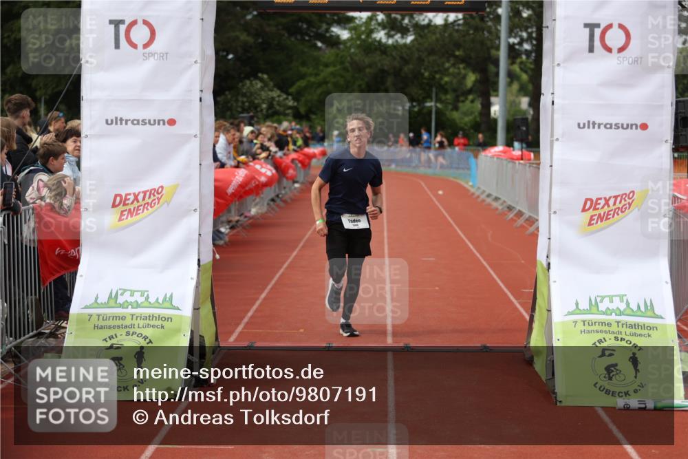 14.06.2026 - 7 Türme Triathlon Andreas Tolksdorf http://msf.ph/oto/9807191 14.06.2026 16:15:52 Ziel 652, 1354, 1380, 1666 meine-sportfotos.de