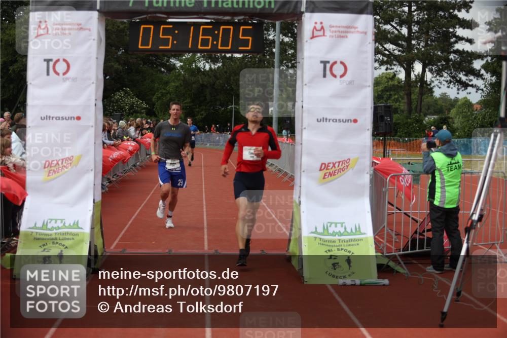 14.06.2026 - 7 Türme Triathlon Andreas Tolksdorf http://msf.ph/oto/9807197 14.06.2026 16:16:04 Ziel 1236, 1360, 1792 meine-sportfotos.de