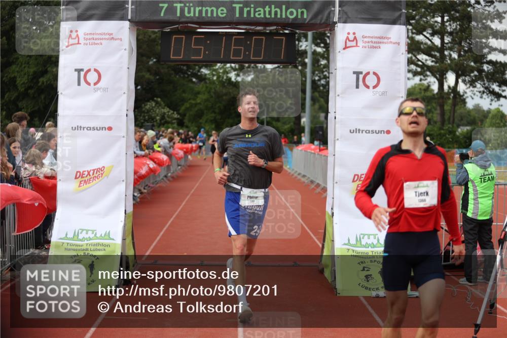 14.06.2026 - 7 Türme Triathlon Andreas Tolksdorf http://msf.ph/oto/9807201 14.06.2026 16:16:06 Ziel 1236, 1360, 1792 meine-sportfotos.de