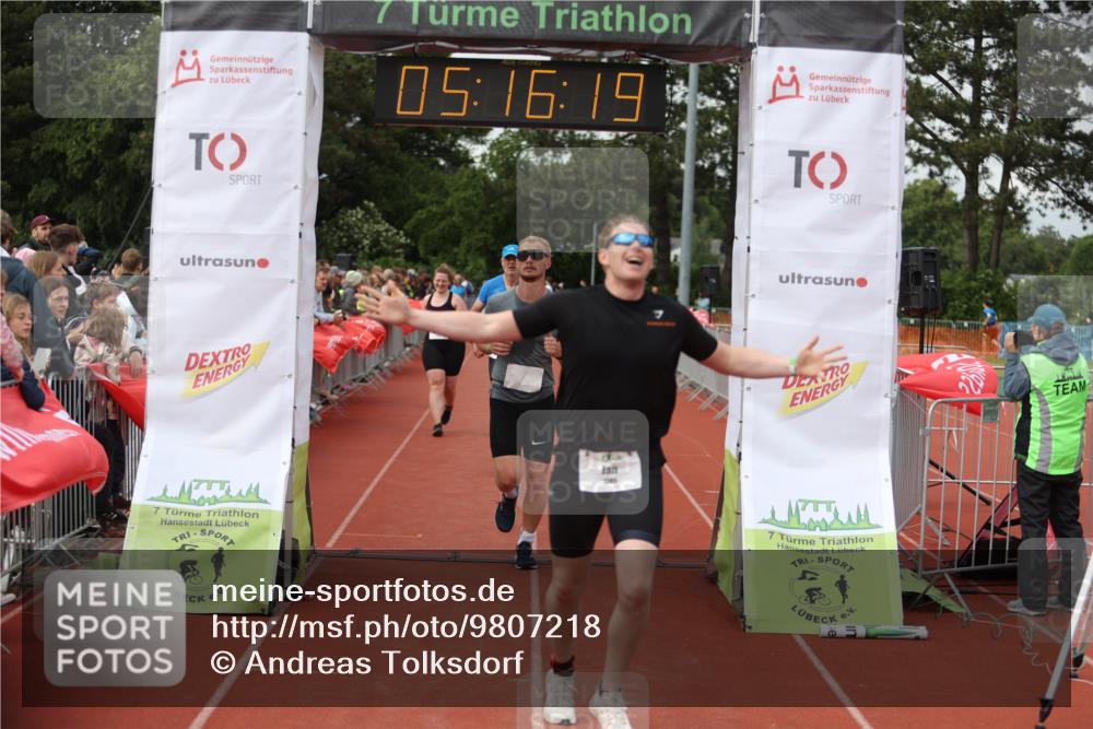 14.06.2026 - 7 Türme Triathlon Andreas Tolksdorf http://msf.ph/oto/9807218 14.06.2026 16:16:17 Ziel 1236, 1283, 1385, 1461, 1732 meine-sportfotos.de