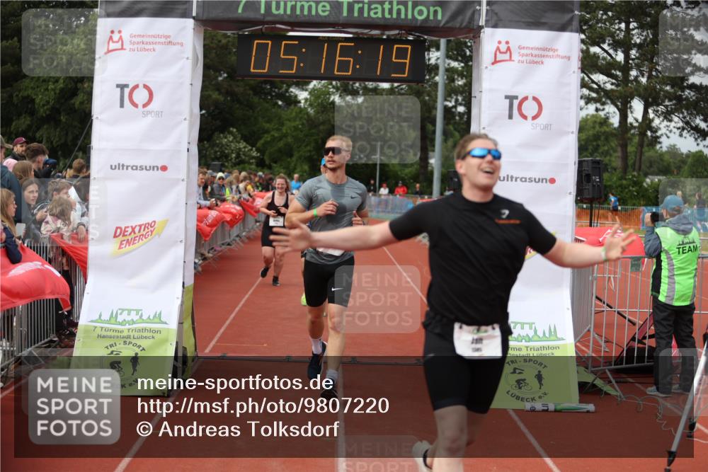 14.06.2026 - 7 Türme Triathlon Andreas Tolksdorf http://msf.ph/oto/9807220 14.06.2026 16:16:18 Ziel 1236, 1283, 1385, 1461, 1732 meine-sportfotos.de