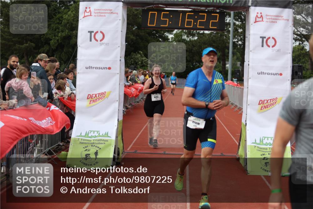 14.06.2026 - 7 Türme Triathlon Andreas Tolksdorf http://msf.ph/oto/9807225 14.06.2026 16:16:21 Ziel 1283, 1385, 1461, 1732 meine-sportfotos.de