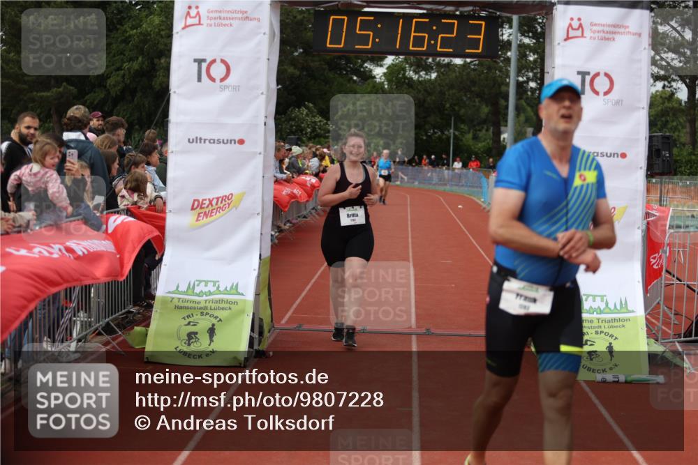 14.06.2026 - 7 Türme Triathlon Andreas Tolksdorf http://msf.ph/oto/9807228 14.06.2026 16:16:21 Ziel 1283, 1385, 1461, 1732 meine-sportfotos.de