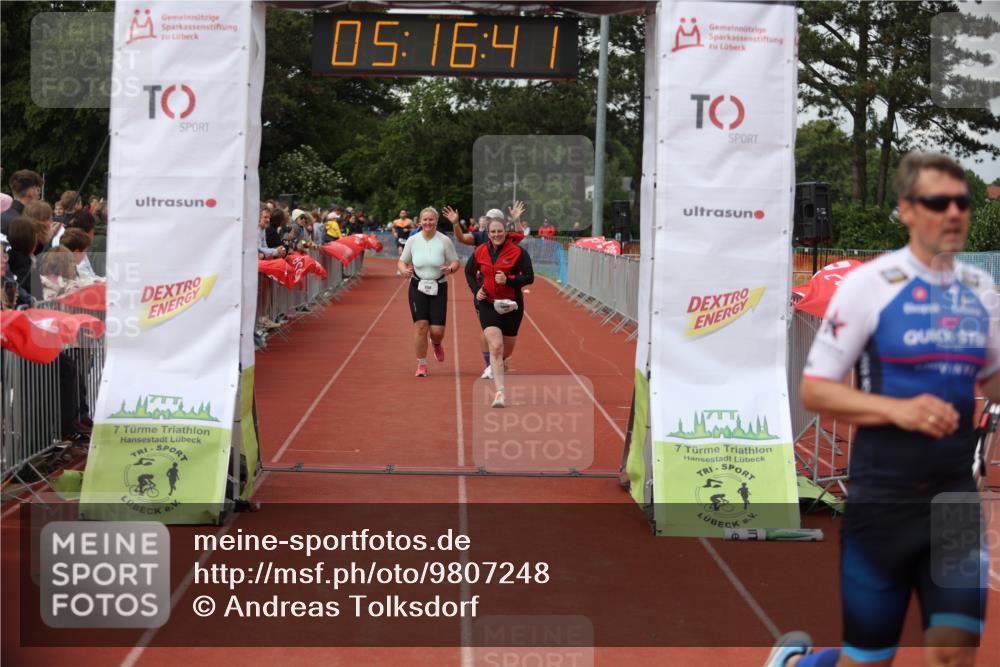 14.06.2026 - 7 Türme Triathlon Andreas Tolksdorf http://msf.ph/oto/9807248 14.06.2026 16:16:39 Ziel 1327, 1333, 1408, 1637, 1706, 1753 meine-sportfotos.de