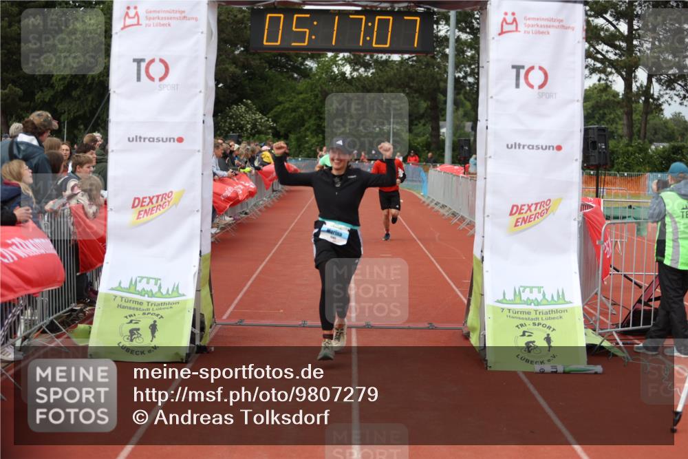 14.06.2026 - 7 Türme Triathlon Andreas Tolksdorf http://msf.ph/oto/9807279 14.06.2026 16:17:06 Ziel 1085, 1217, 1352, 1441 meine-sportfotos.de