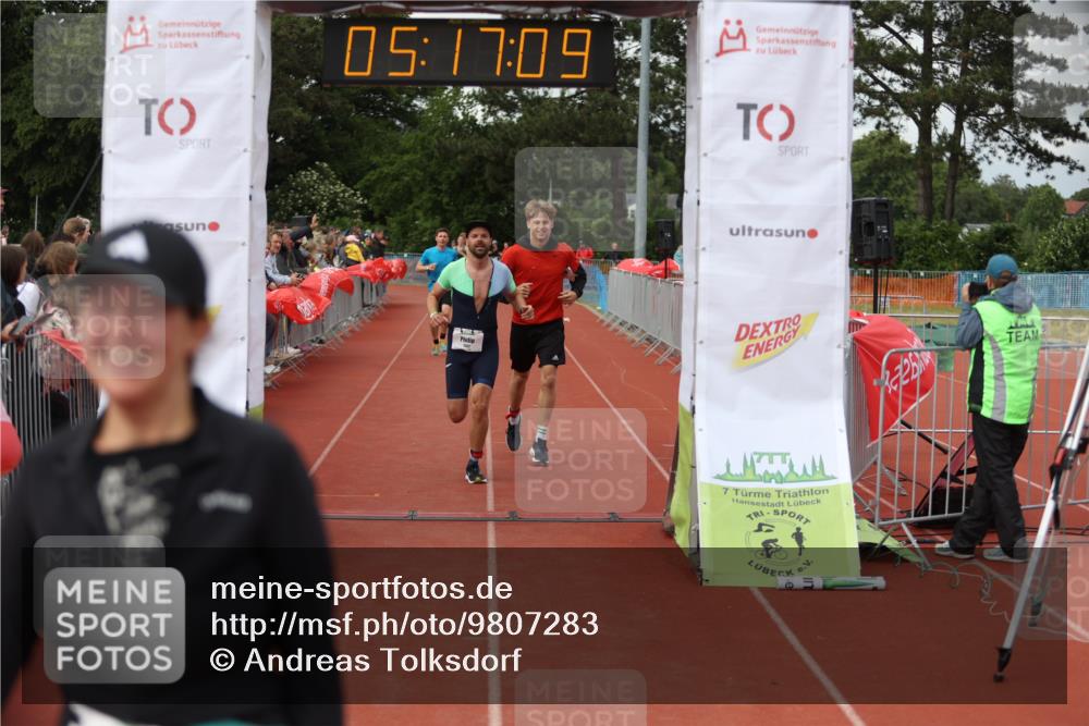 14.06.2026 - 7 Türme Triathlon Andreas Tolksdorf http://msf.ph/oto/9807283 14.06.2026 16:17:08 Ziel 1085, 1217, 1352, 1441 meine-sportfotos.de