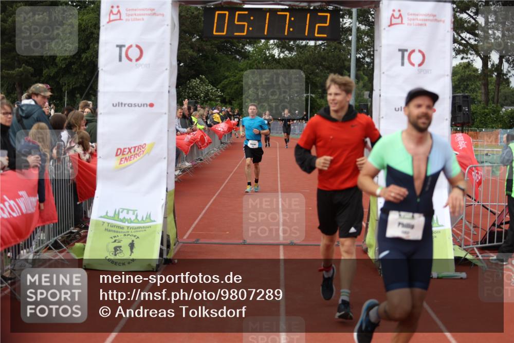 14.06.2026 - 7 Türme Triathlon Andreas Tolksdorf http://msf.ph/oto/9807289 14.06.2026 16:17:11 Ziel 1085, 1217, 1352, 1441 meine-sportfotos.de