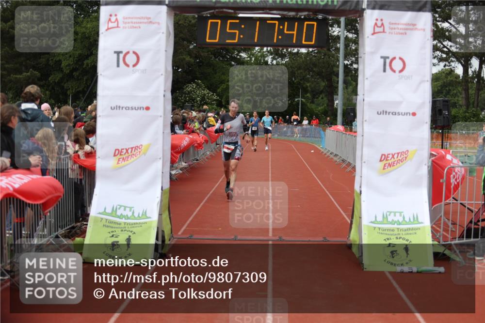 14.06.2026 - 7 Türme Triathlon Andreas Tolksdorf http://msf.ph/oto/9807309 14.06.2026 16:17:39 Ziel 653, 1372 meine-sportfotos.de
