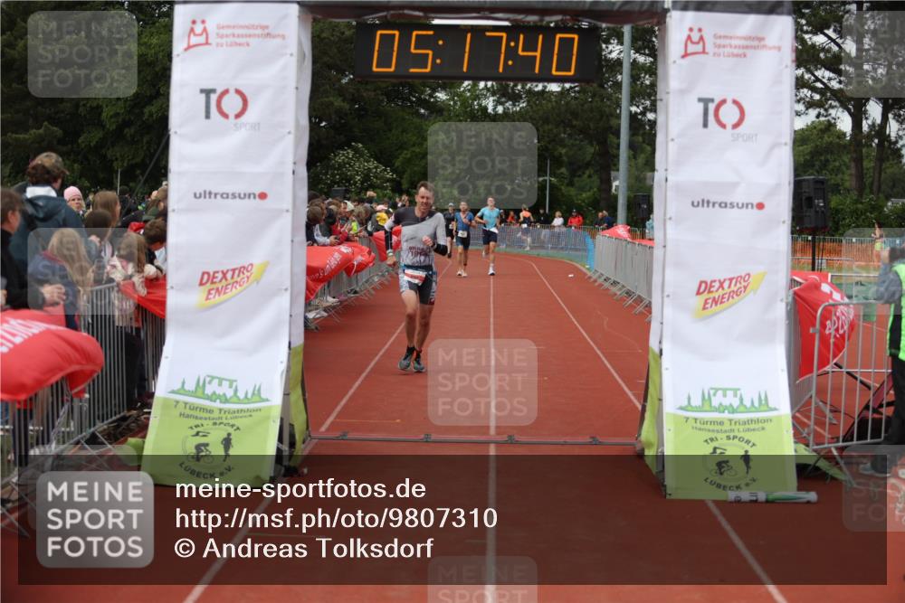 14.06.2026 - 7 Türme Triathlon Andreas Tolksdorf http://msf.ph/oto/9807310 14.06.2026 16:17:39 Ziel 653, 1372 meine-sportfotos.de