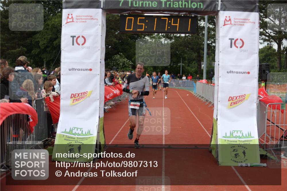 14.06.2026 - 7 Türme Triathlon Andreas Tolksdorf http://msf.ph/oto/9807313 14.06.2026 16:17:40 Ziel 653, 1222, 1372 meine-sportfotos.de