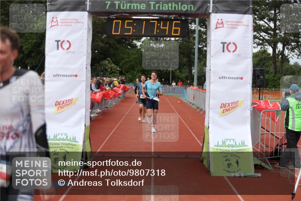 14.06.2026 - 7 Türme Triathlon Andreas Tolksdorf http://msf.ph/oto/9807318 14.06.2026 16:17:45 Ziel 653, 1222, 1372, 1394, 1450 meine-sportfotos.de