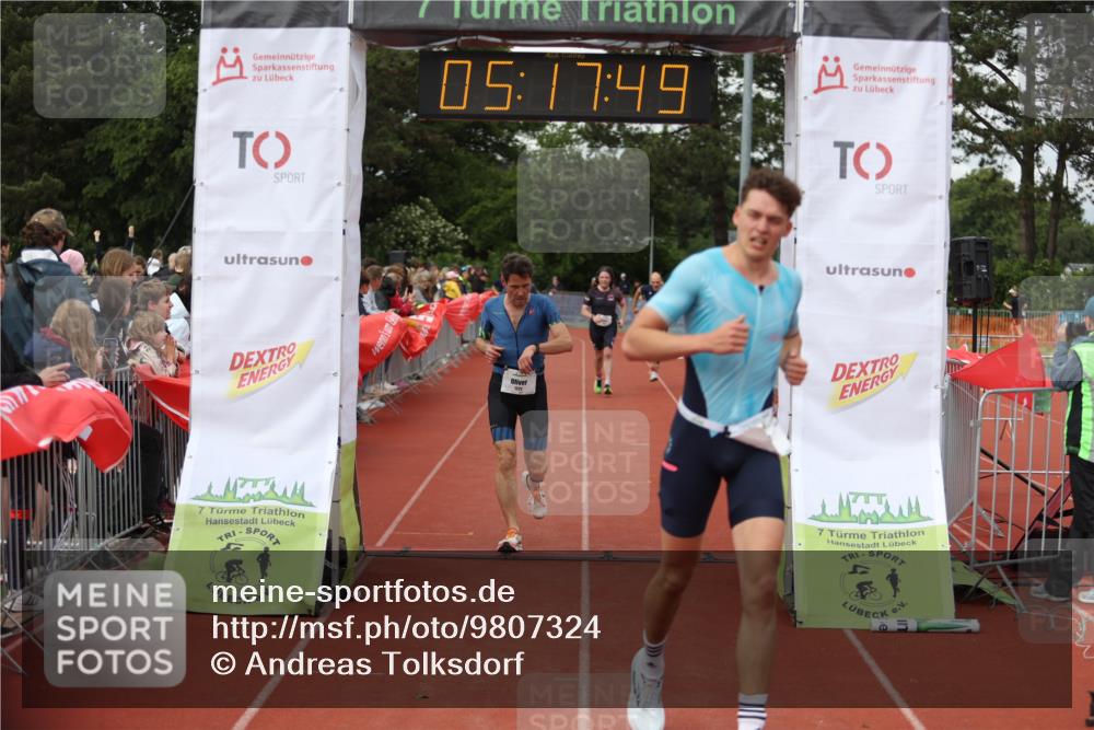 14.06.2026 - 7 Türme Triathlon Andreas Tolksdorf http://msf.ph/oto/9807324 14.06.2026 16:17:48 Ziel 653, 1222, 1372, 1394, 1450, 1465, 1552 meine-sportfotos.de