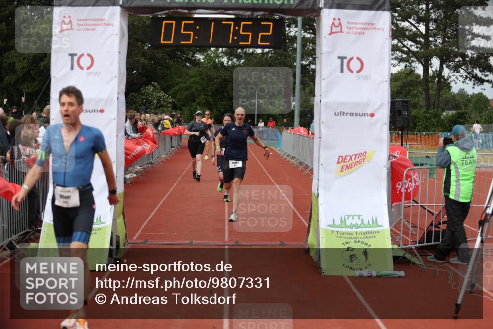 14.06.2026 - 7 Türme Triathlon Andreas Tolksdorf http://msf.ph/oto/9807331 14.06.2026 16:17:50 Ziel 1222, 1372, 1394, 1450, 1465, 1552 meine-sportfotos.de