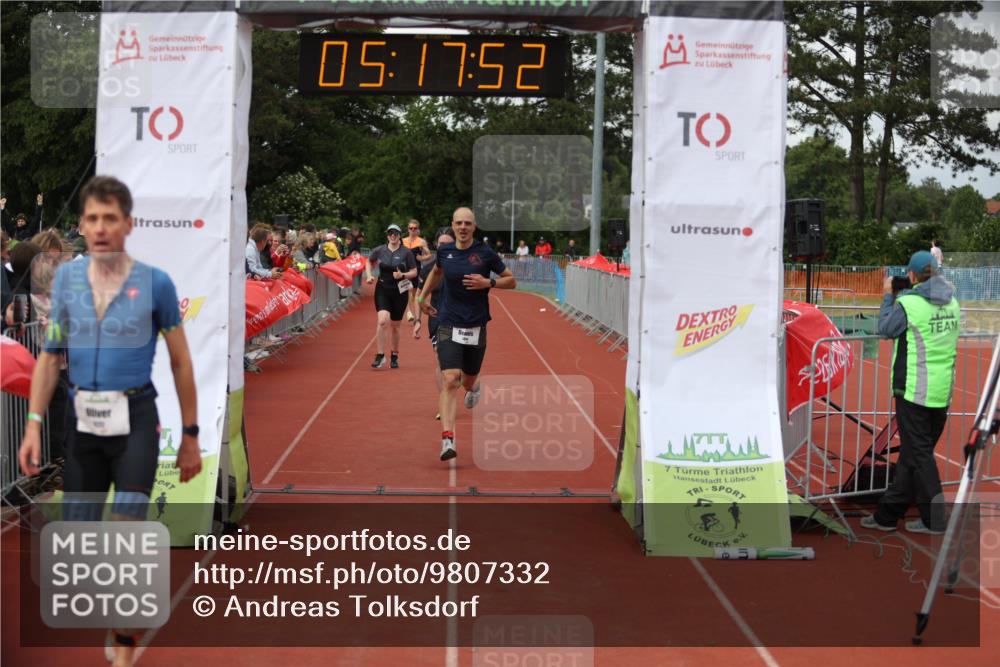 14.06.2026 - 7 Türme Triathlon Andreas Tolksdorf http://msf.ph/oto/9807332 14.06.2026 16:17:51 Ziel 1222, 1372, 1394, 1450, 1465, 1552 meine-sportfotos.de