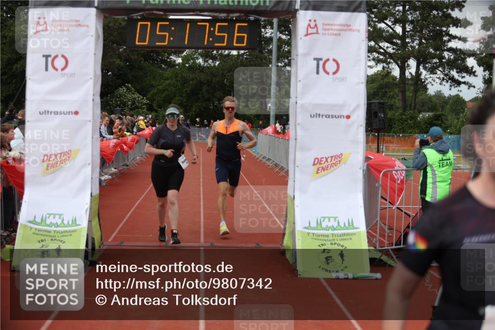 14.06.2026 - 7 Türme Triathlon Andreas Tolksdorf http://msf.ph/oto/9807342 14.06.2026 16:17:55 Ziel 1222, 1332, 1372, 1394, 1450, 1465, 1552 meine-sportfotos.de