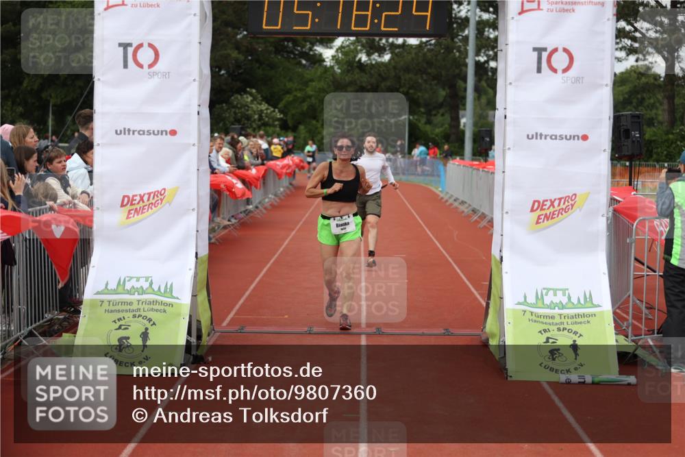 14.06.2026 - 7 Türme Triathlon Andreas Tolksdorf http://msf.ph/oto/9807360 14.06.2026 16:18:22 Ziel 679, 1421, 1658 meine-sportfotos.de