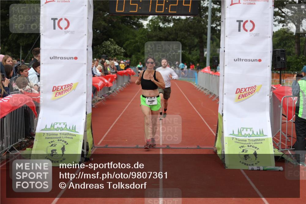 14.06.2026 - 7 Türme Triathlon Andreas Tolksdorf http://msf.ph/oto/9807361 14.06.2026 16:18:23 Ziel 679, 1421, 1658 meine-sportfotos.de