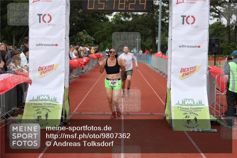 14.06.2026 - 7 Türme Triathlon Andreas Tolksdorf http://msf.ph/oto/9807362 14.06.2026 16:18:23 Ziel 679, 1421, 1658 meine-sportfotos.de